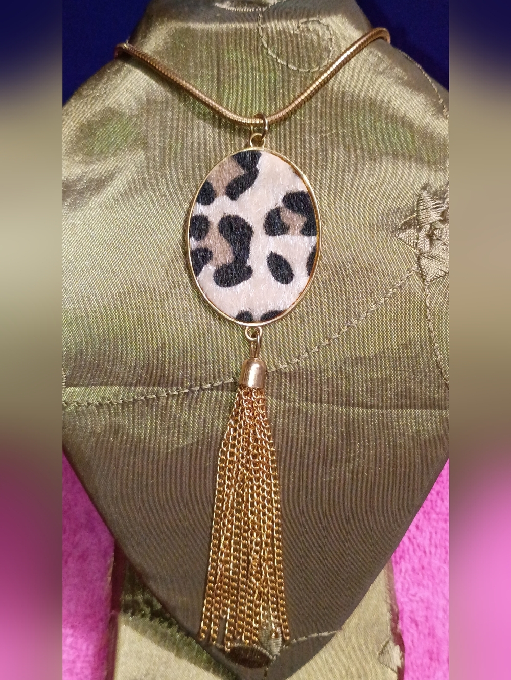 Leopard Imitation Pony Fur Oval Pendant Tassel Necklace